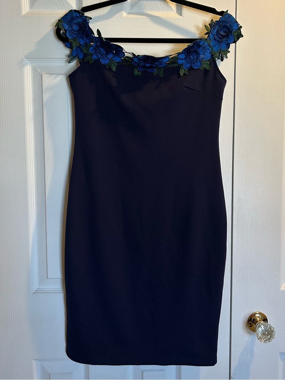 Emamoda Paris Blue Embroidered Floral Appliqué Off-Shoulder Sheath Dress, size M